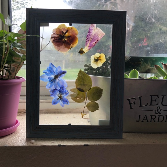 Floating Flower Frame Custom - Picture 4 of 4